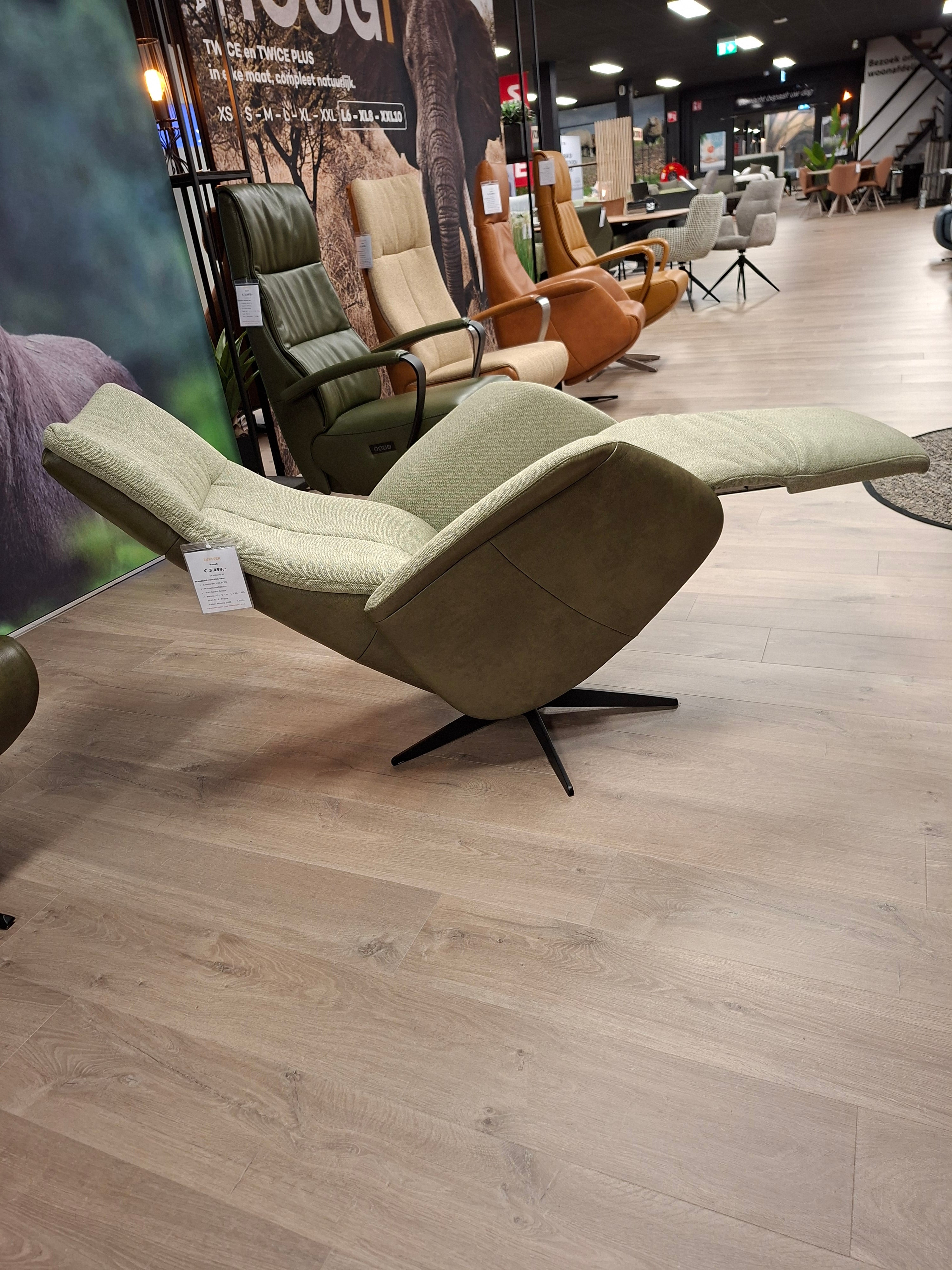Showroommodel Twice Twice Jupiter relaxfauteuil - 3 motorig - Maat L