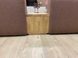Wills bank met tussenelement