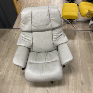 Stressless RENO - MAAT M - met hocker