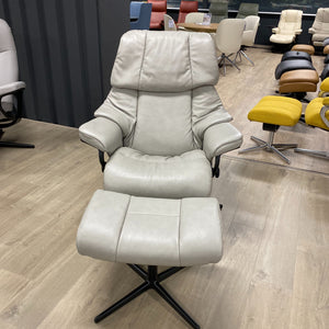 Stressless RENO - MAAT M - met hocker