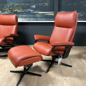 Stressless Aura M relaxfauteuil met hocker