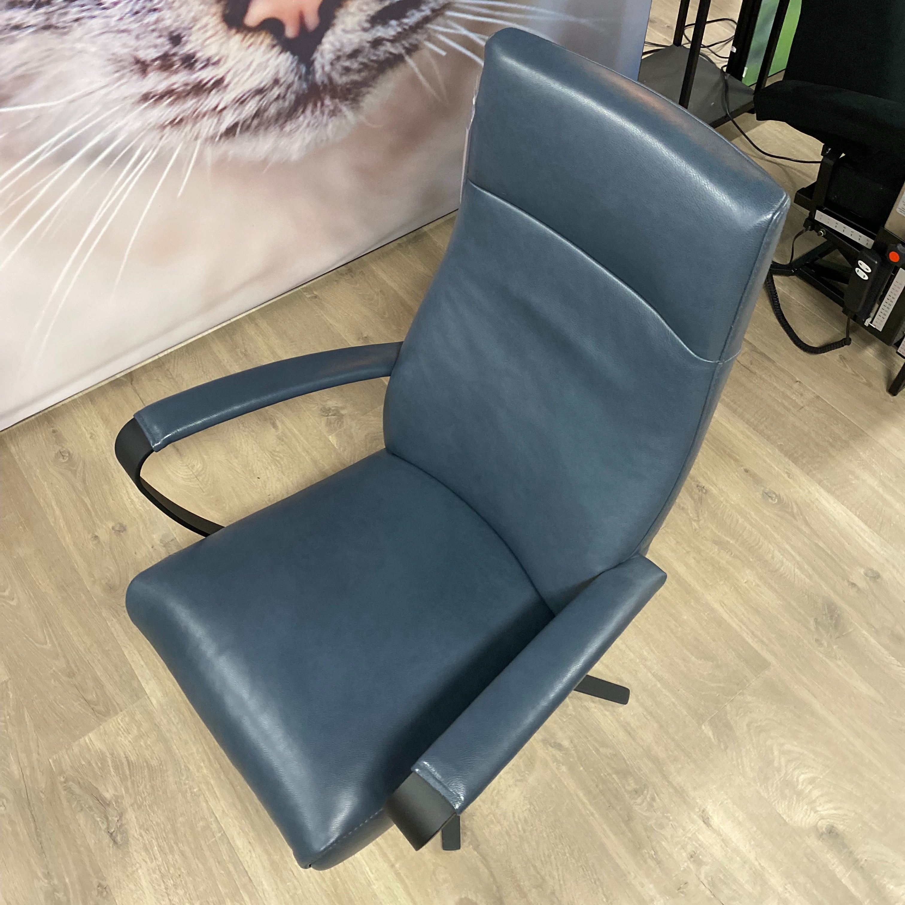 Showroommodel Twice VENUS relaxfauteuil - 3 motorig - Maat S