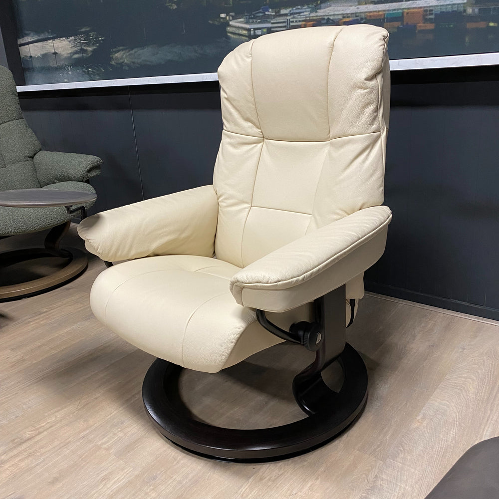 Showroommodel - Stressless Mayfair relaxfauteuil small met hocker - met tafeltje
