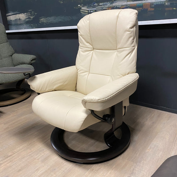 Showroommodel - Stressless Mayfair relaxfauteuil small met hocker - met tafeltje