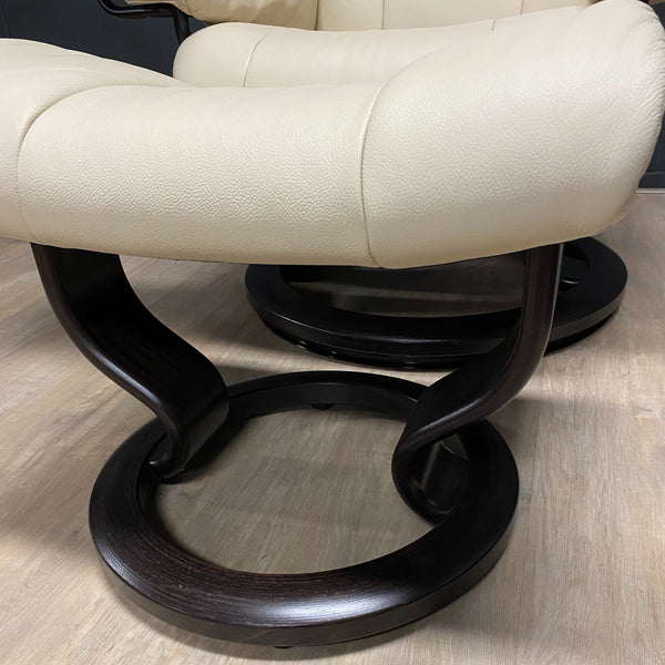 Showroommodel - Stressless Mayfair relaxfauteuil small met hocker - met tafeltje