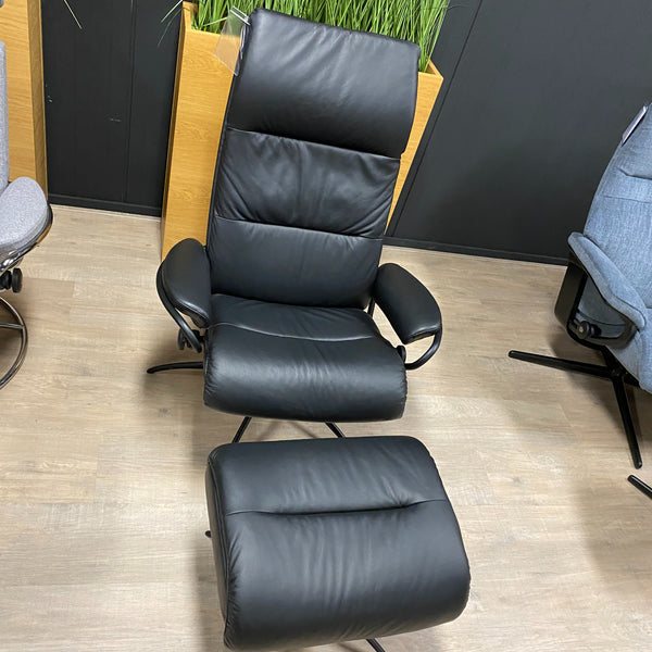 Showroommodel - Stressless Tokyo relaxfauteuil met hoge rug - met hocker