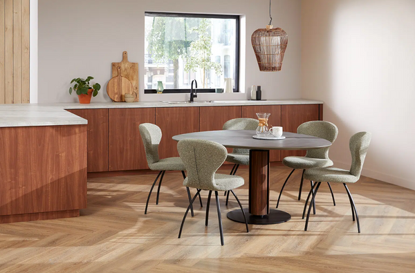 Eetkamertafel Steely