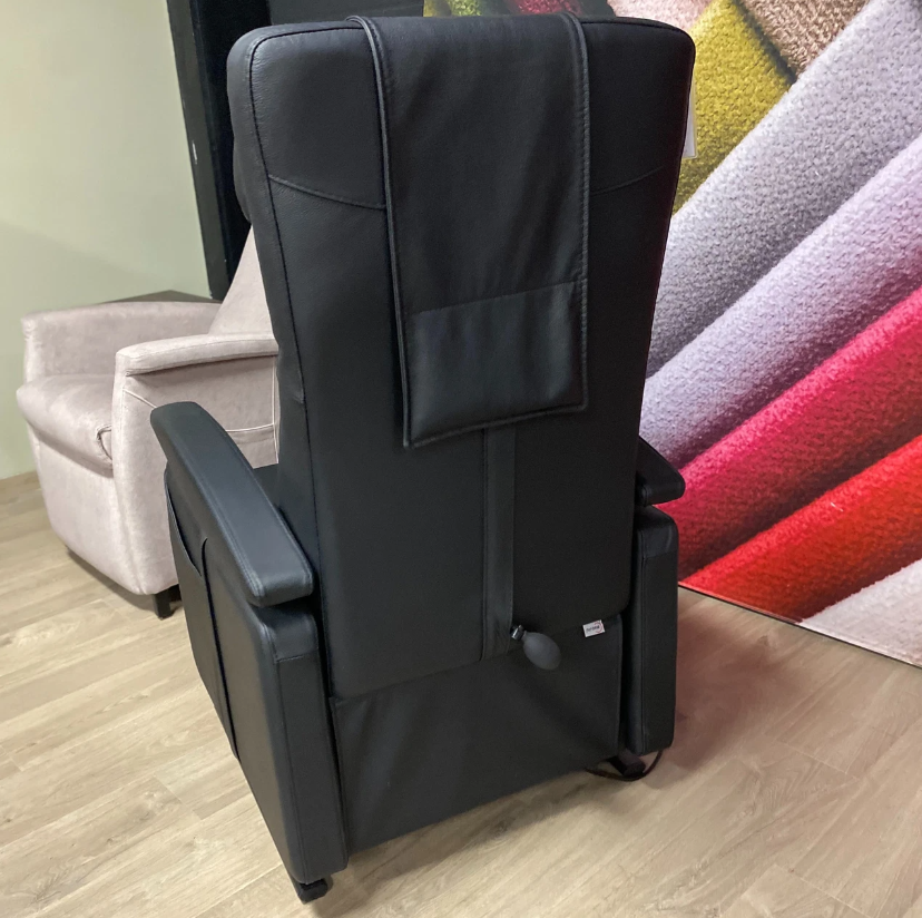 Showroommodel Fitform 574 3 motorig met sta-op