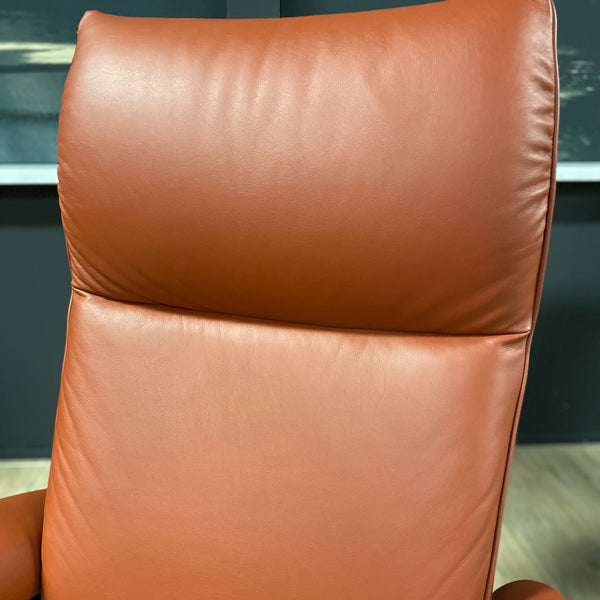 Stressless Aura M relaxfauteuil met hocker