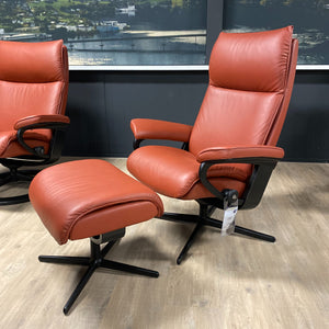 Stressless Aura M relaxfauteuil met hocker