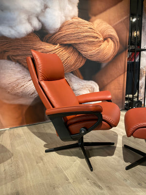 Stressless Aura M relaxfauteuil met hocker