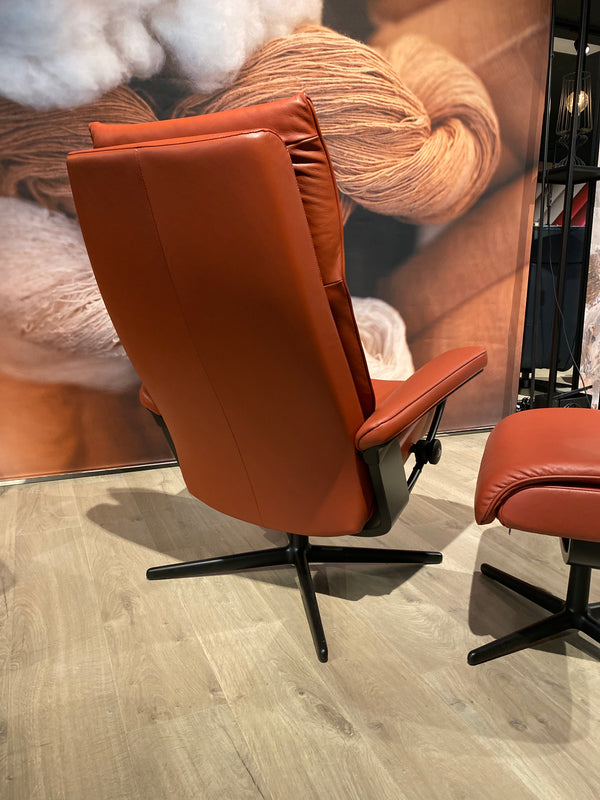 Stressless Aura M relaxfauteuil met hocker