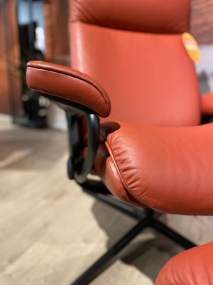 Stressless Aura M relaxfauteuil met hocker