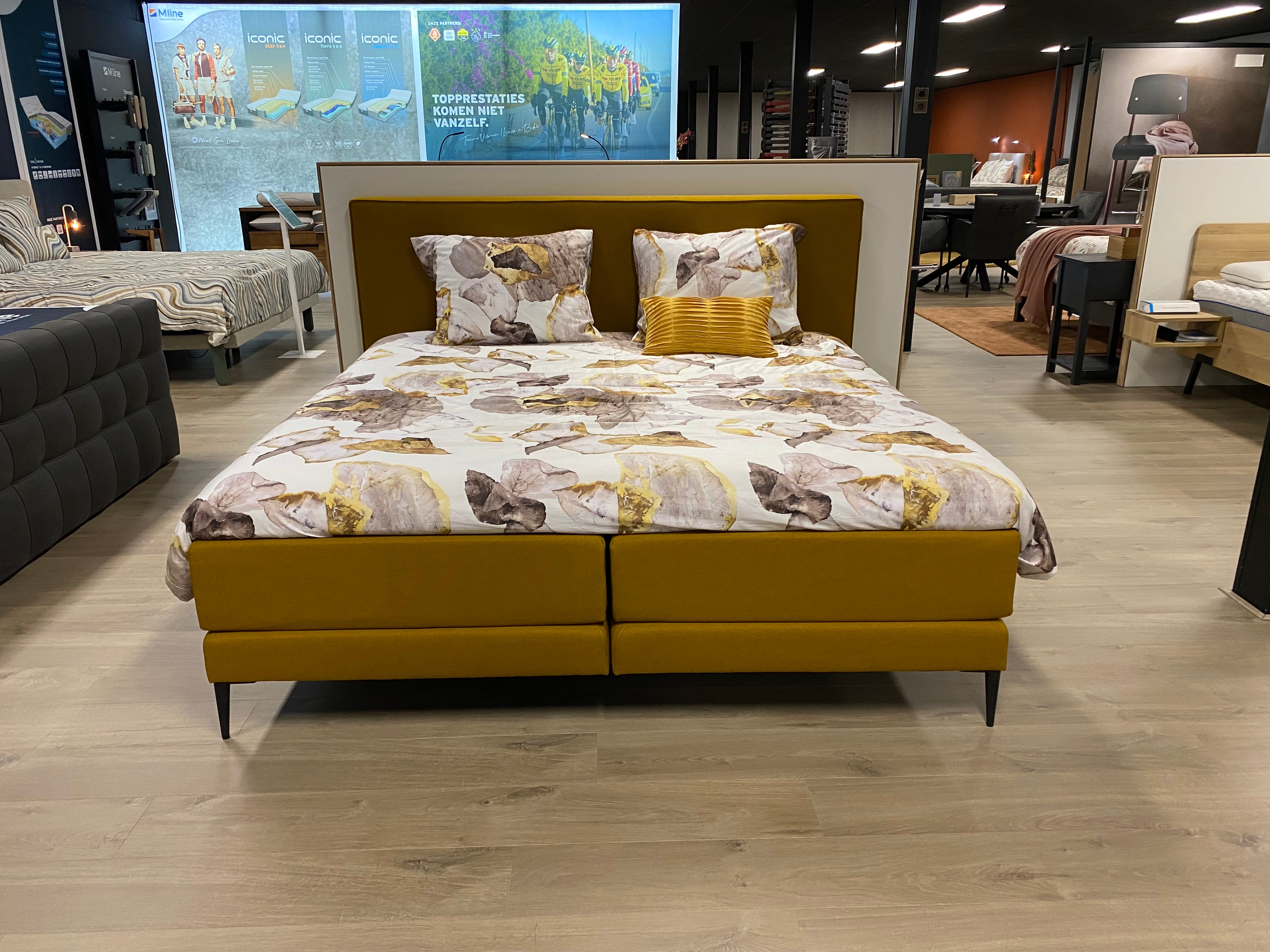 Showroommodel boxspring Suite 1000 180x200