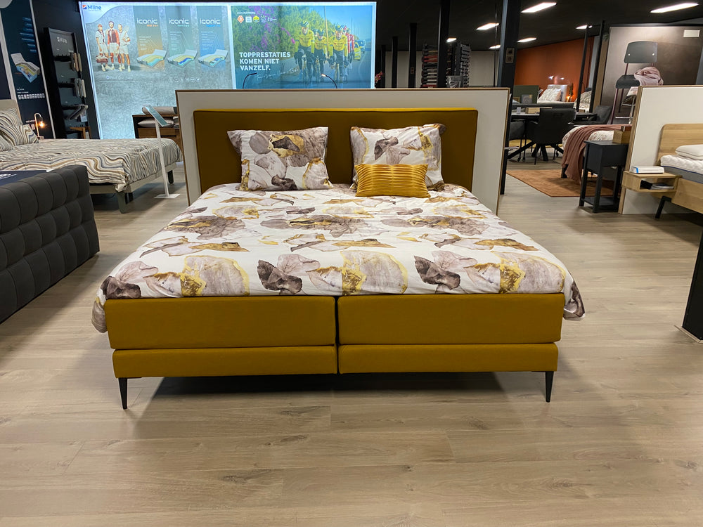 Showroommodel boxspring Suite 1000 180x200
