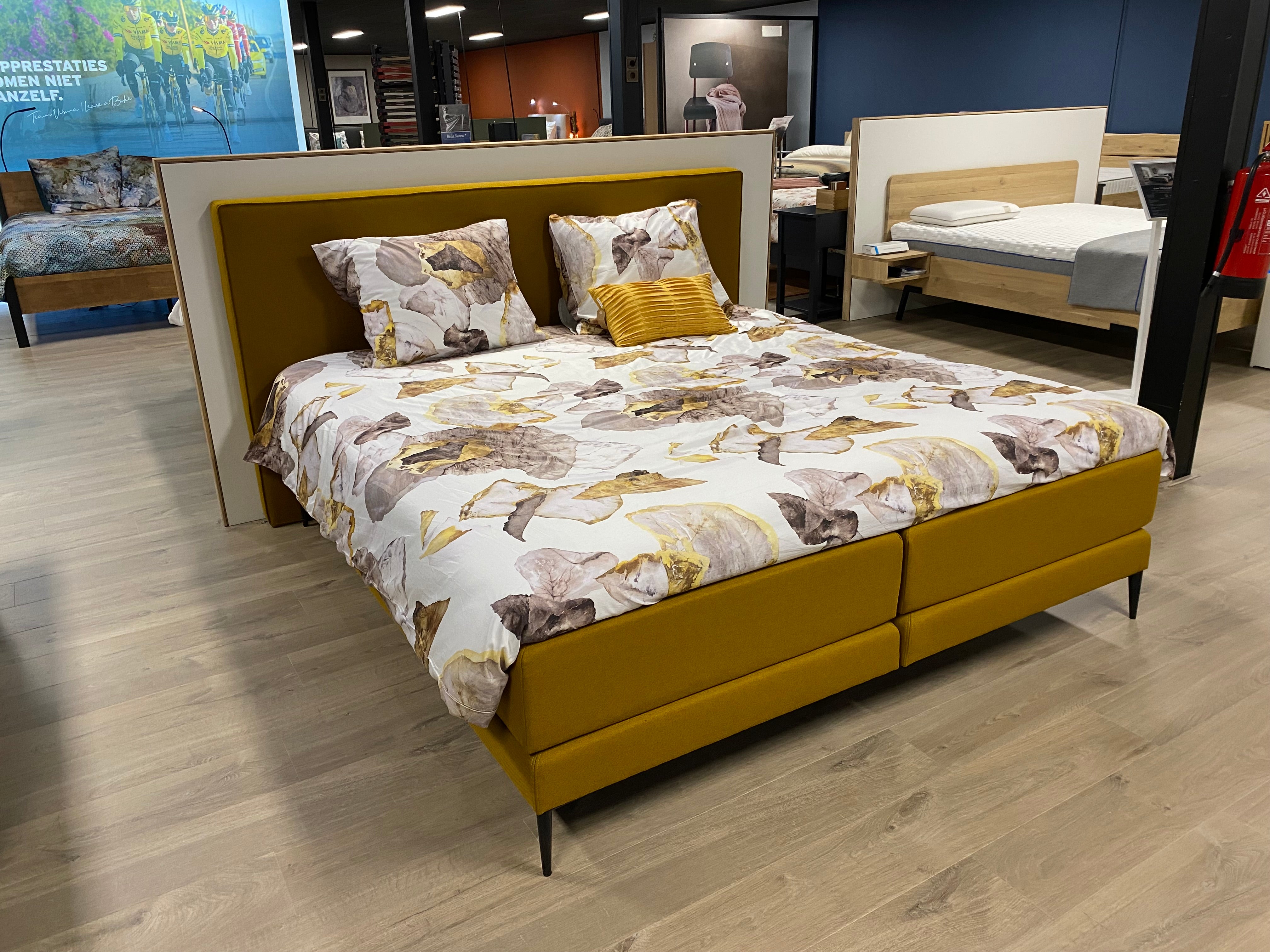 Showroommodel boxspring Suite 1000 180x200