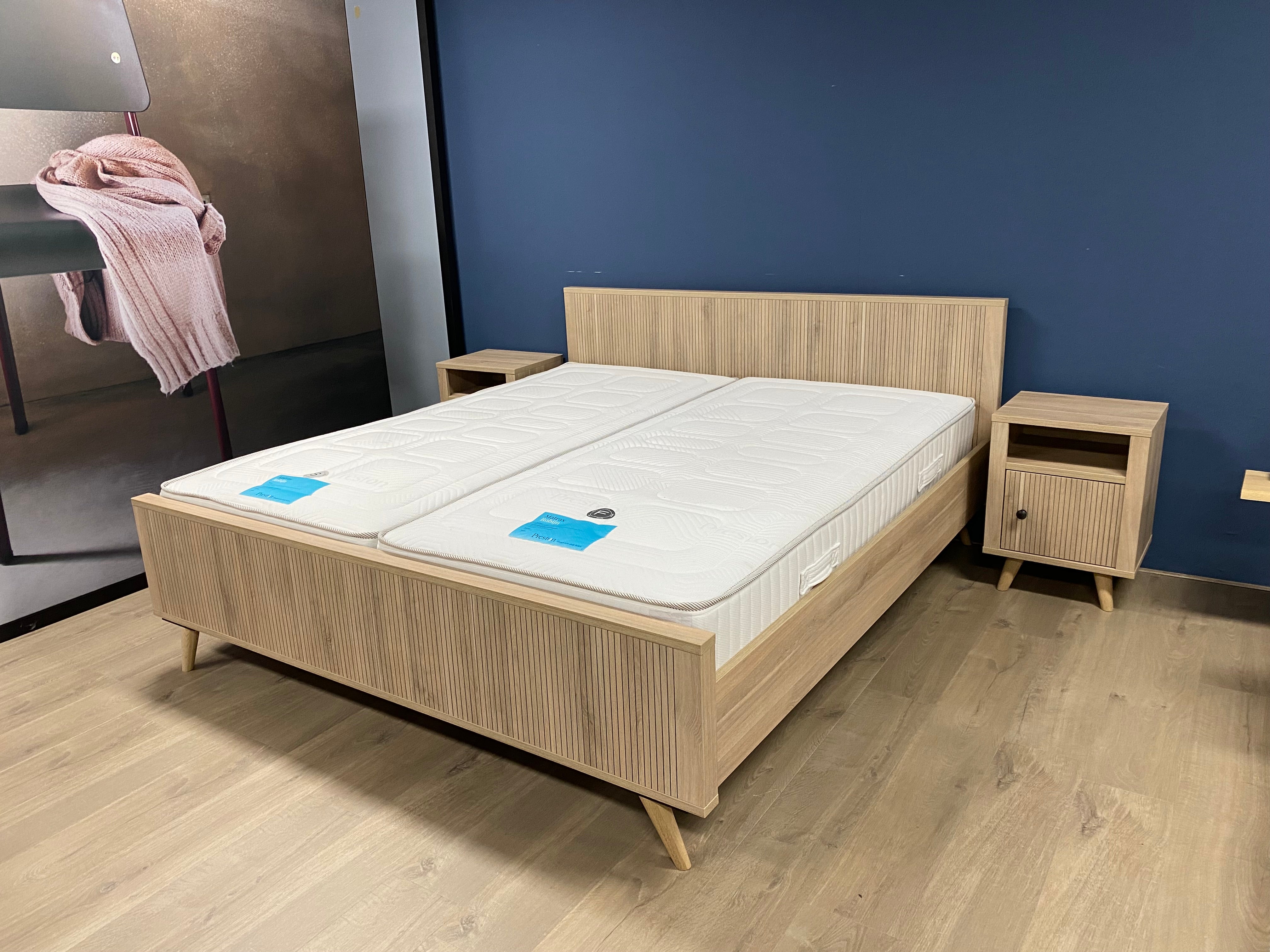 Ledikant Osmos 180x200 incl. nachtkastjes